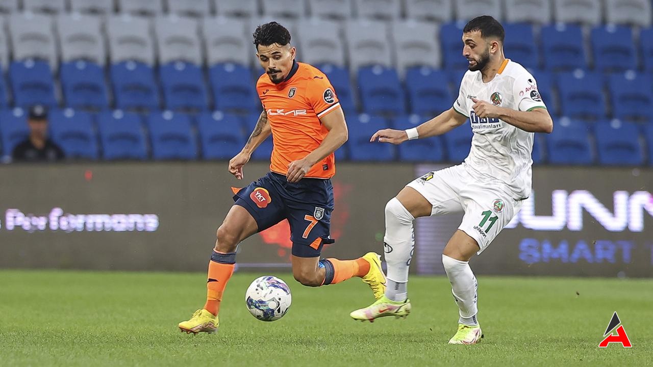 Başakşehir Ile Alanyaspor Kozlarını Paylaşacak