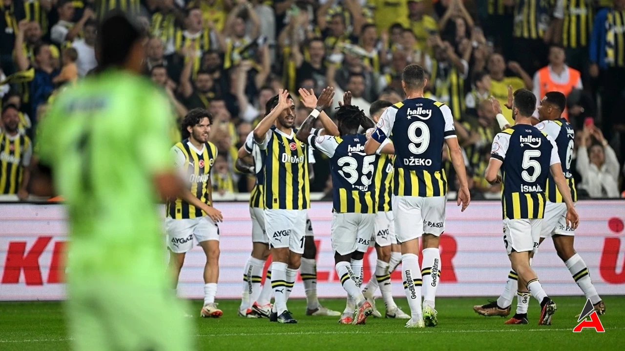 Fenerbahçe Rekor Kırdı