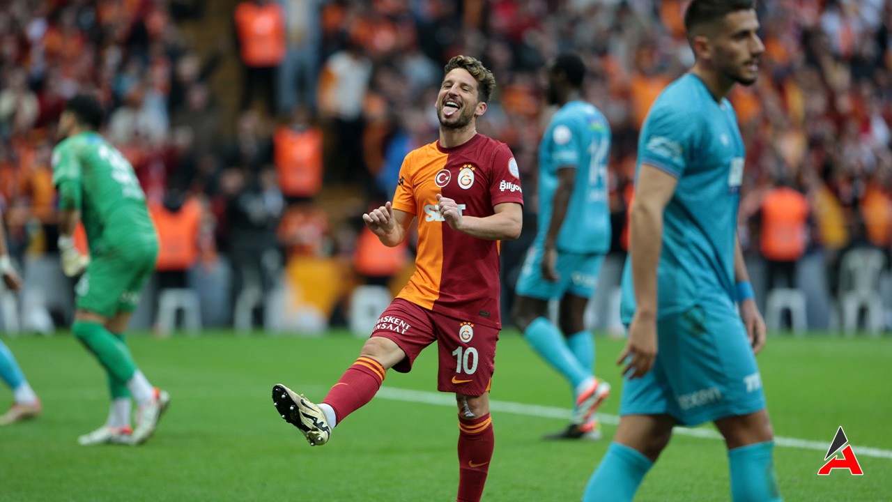 Galatasaray Sivasspor Karşısında Rekor Kırdı 22