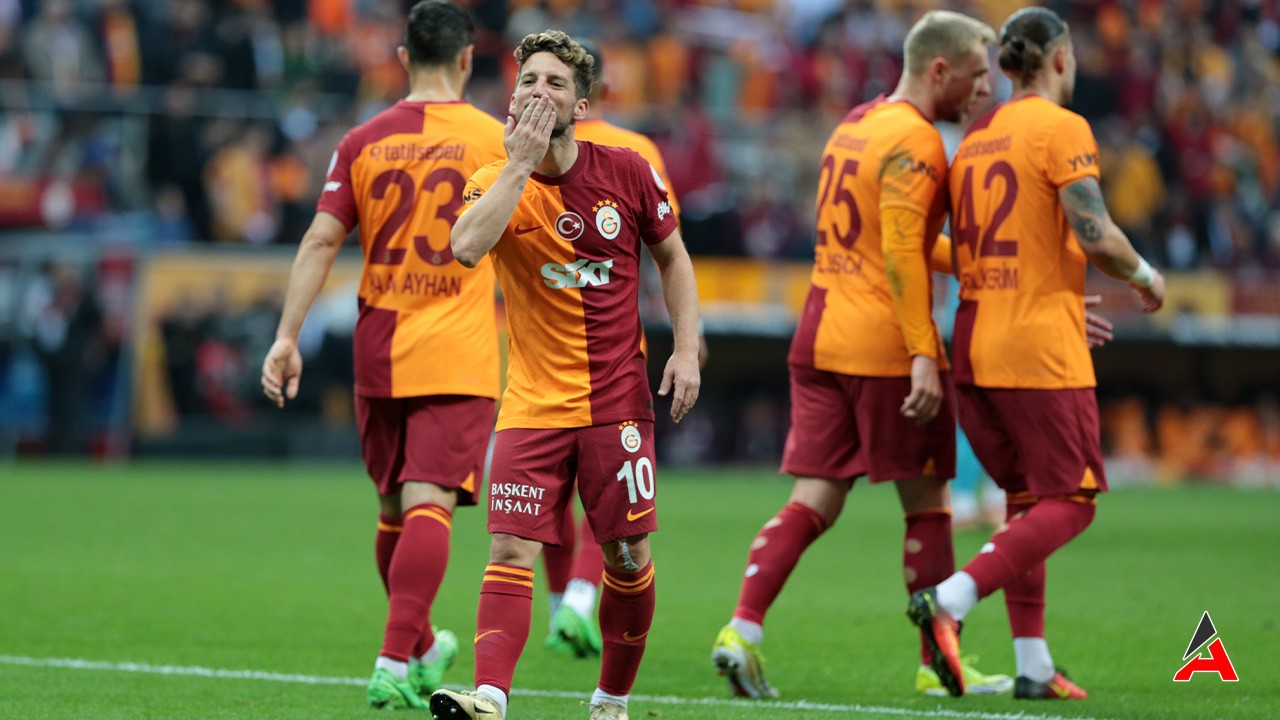 Galatasaray Sivasspor Karşısında Rekor Kırdı 33