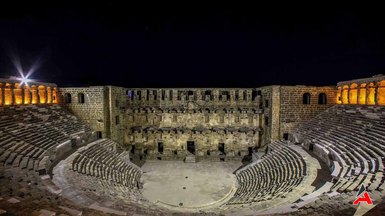 Aspendos Antik Tiyatrosu