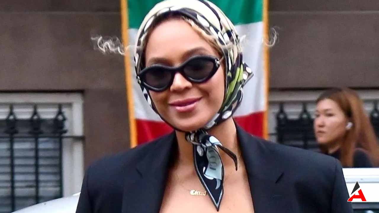 New York Sokaklarında Dikkat Çeken Stil Ile Beyonce Başörtüsü Modasına Ayak Uydurdu!