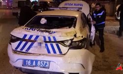 İnegöl Trafiğinde Zincirleme Kaza: Polisler de Dahil 4 Kişi Yaralandı!