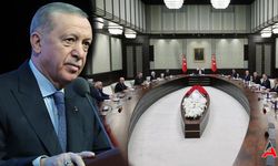 Bomba Kulis... AKP ve Kabinede Neler Değişecek?