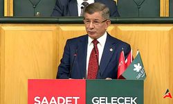 Ahmet Davutoğlu'ndan Sivil Anayasa Çağrısı: "Makyaj Değil, Özde Değişim"