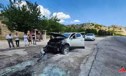 Burdur-Antalya Yolunda Araç Yangını: 3 Kişi Hastaneye Kaldırıldı