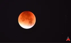 Ay Neden Kırmızı Olur? Sebebi Nedir? 2024