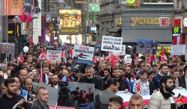 Trabzonspor Taraftarlarından Anlamlı Adım: Filistin İçin Destek Yürüyüşü