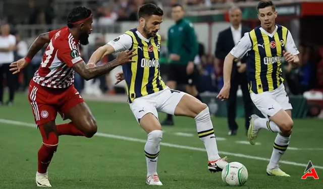 Şifresiz Heyecan: Fenerbahçe - Olympiakos Maçı Canlı İzleme Rehberi!