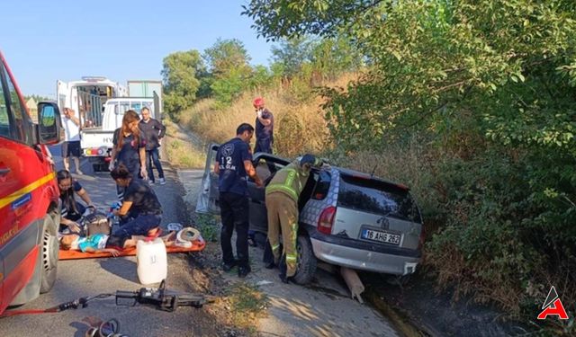 Bursa'da Feci Kaza: Otomobil Kanala Uçtu, 1 Ölü, 3 Yaralı!