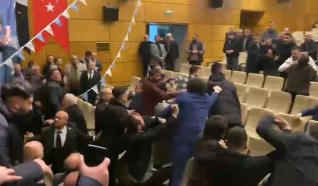 İYİ Parti'nin Rize Merkez İlçe Kongresinde kavga çıktı