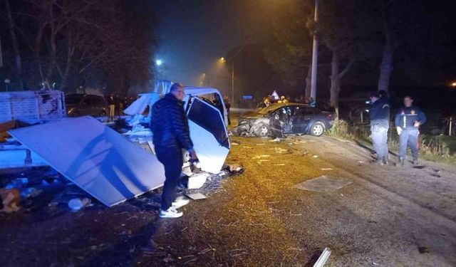 Manisa’da yeni yılın ilk saatlerinde acı kaza: 1 ölü, 6 yaralı