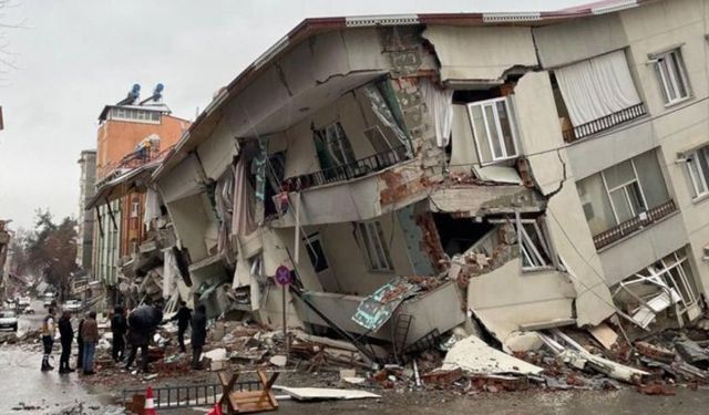 Türkiye'de Deprem Riski Yüksek Olan Bölge Hangisi?