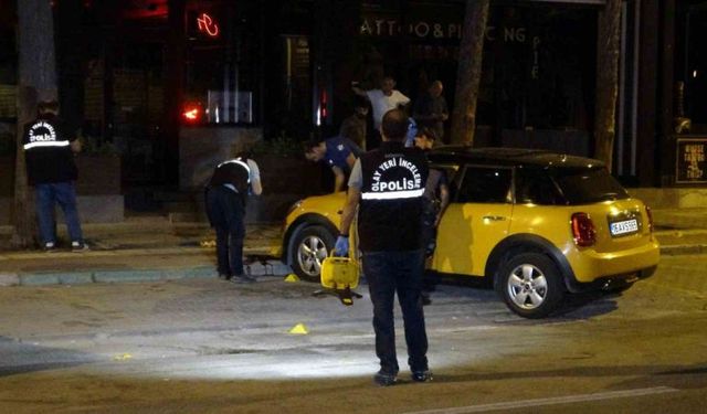 Bursa'da Gece Kulübü Çatışmasında Tansiyon Yükseldi: 1 Ölü, 3 Yaralı