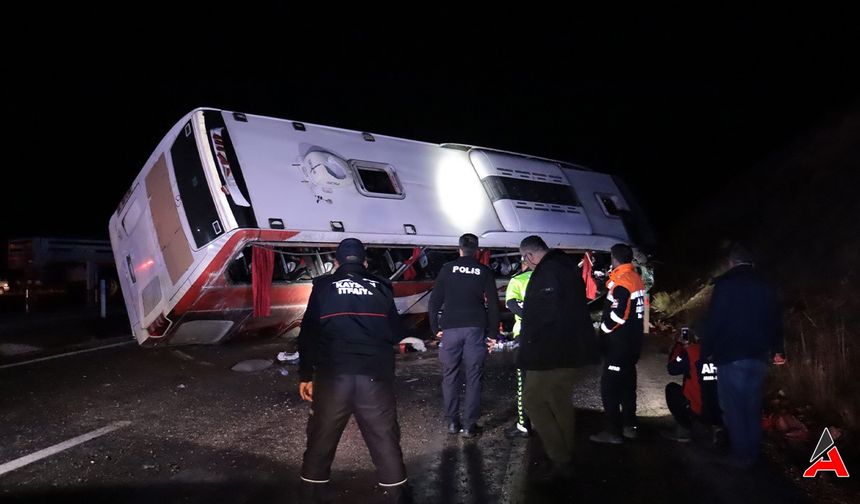 Kayseri'de Otobüs Kazası: 8 Ağır, Toplamda 38 Yaralı!