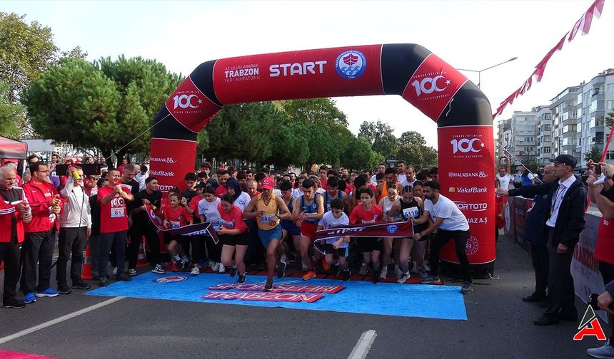 43. Uluslararası Trabzon Yarı Maratonu Koşuldu
