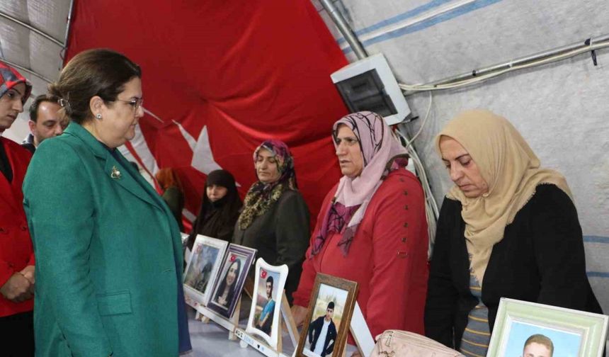 Diyarbakır Anneleriyle TBMM Heyetinin Tarihi Buluşması: İnsan Hakları Gündemde!