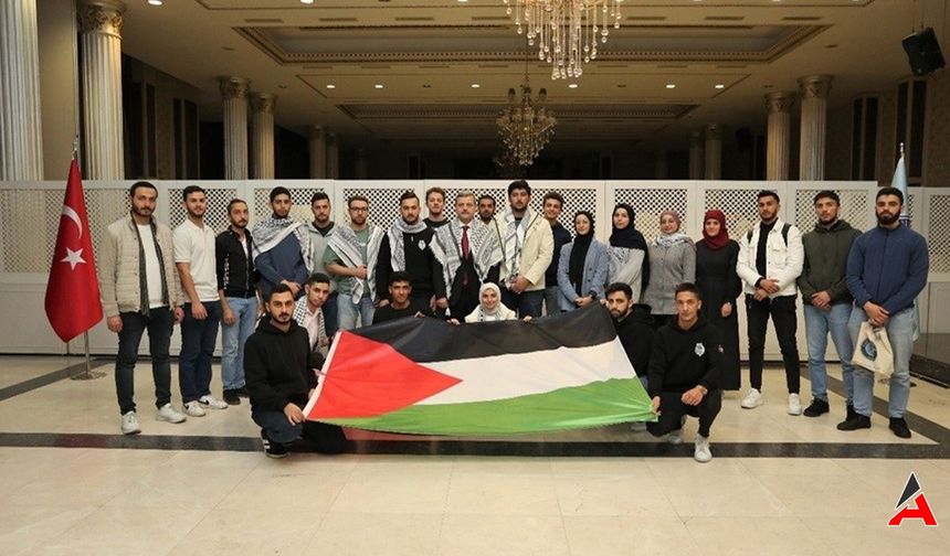 Gazi Üniversitesi'nden Filistinli Öğrencilere El Uzatıyor: Psikolojik Destek Programı Başladı