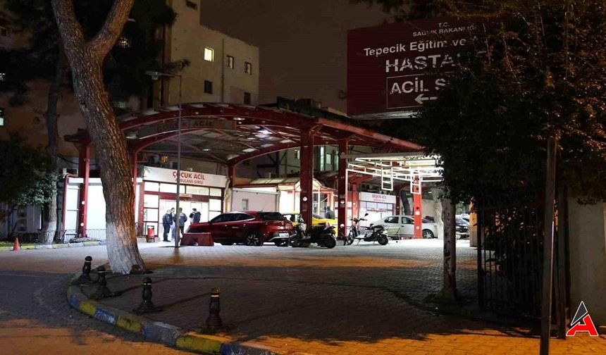 İzmir'de Kavgada Bıçaklanan Kişi, Hastanede Bir Kez Daha Bıçaklandı!