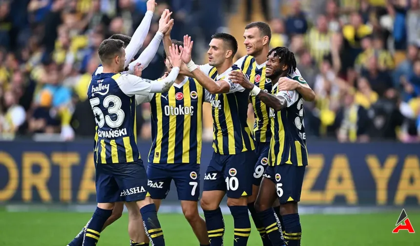 Fenerbahçe-Olympiakos Kadroda Büyük Değişiklik! Kimler Oynamıyor