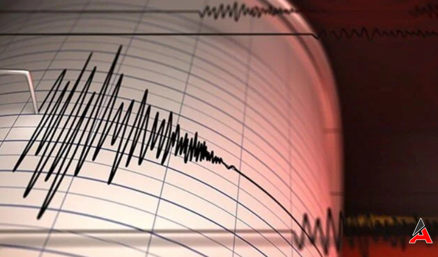 İzmir Seferihisar'da 4.5 Büyüklüğünde Deprem