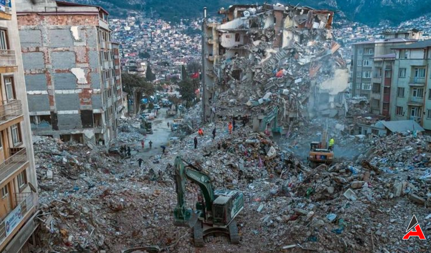 İstanbul'da Oturanlara Kötü Haber: Bu İlçelerde Deprem Riski Yüksek!
