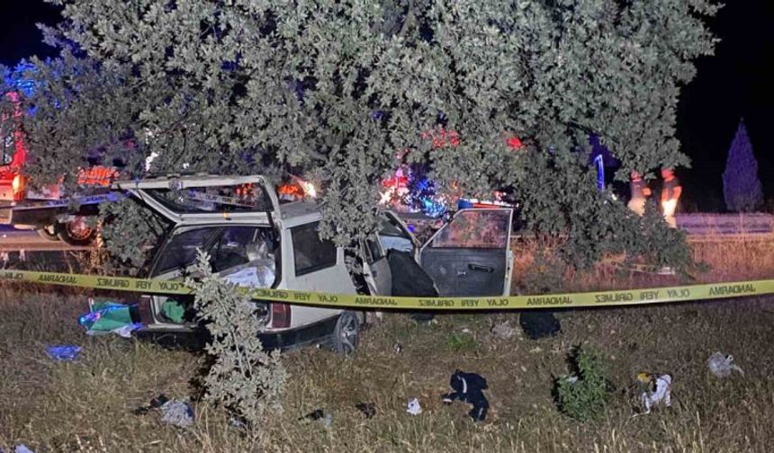 Uşak'ta Aile Dramı: Trafik Kazasında 1 Ölü, 4 Ağır Yaralı!